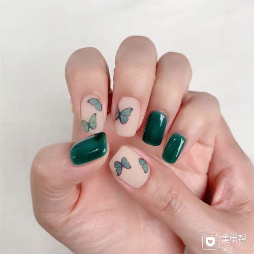灰美甲图片