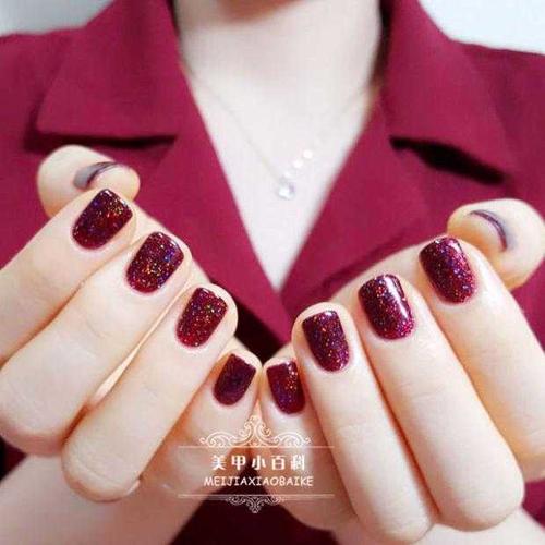 红美甲图片
