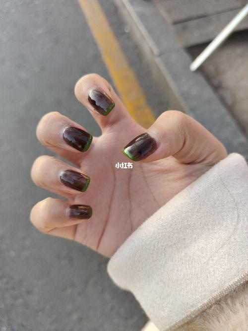 橙美甲图片