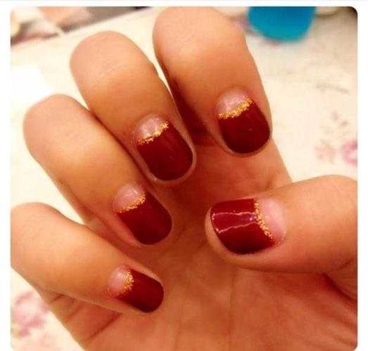 红美甲图片