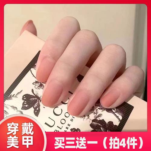 冬天流行美甲图片大全 冬天好看的美甲图片款式图片