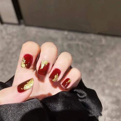 红美甲图片