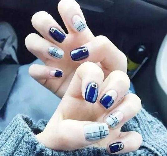 手黑适合什么颜色的美甲 适合手黑的纯色美甲图片图片