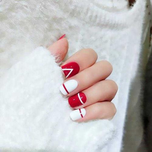 红美甲图片