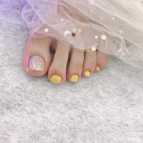 热门美甲图片