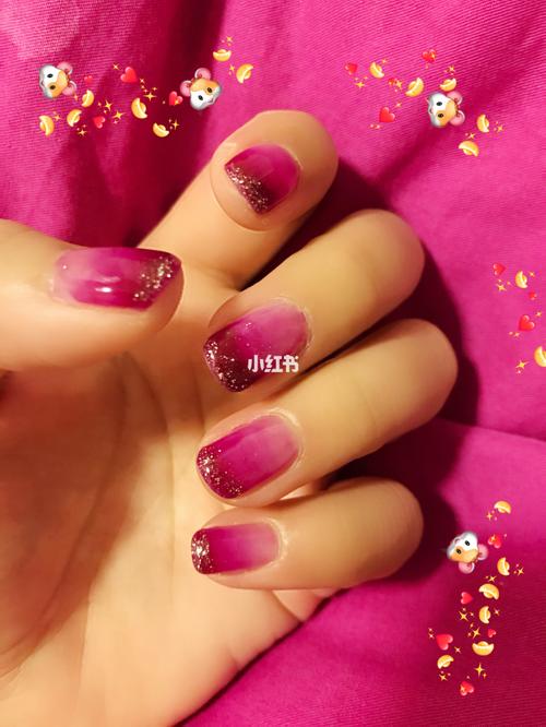 红美甲图片