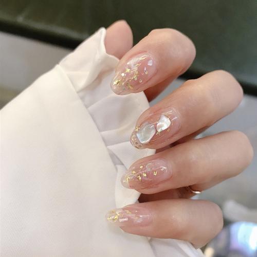 白美甲图片