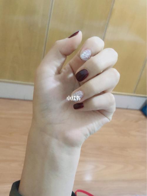 橙美甲图片