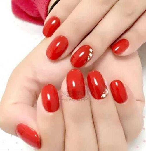 红美甲图片