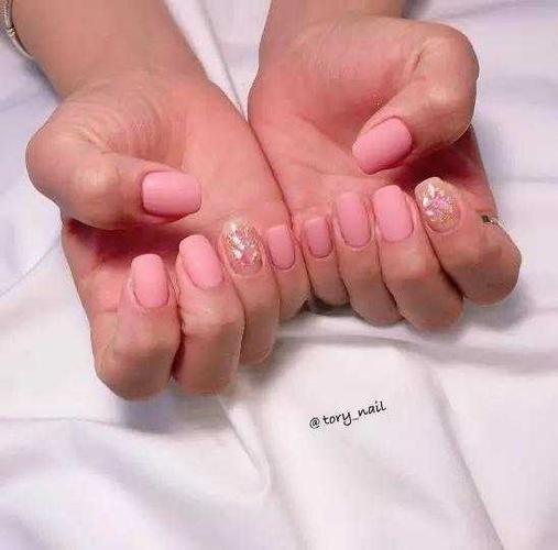 女生美甲 女生美甲图片韩版黑色冷酷图片