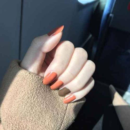 黑美甲图片