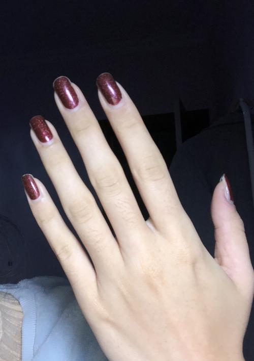 黑美甲图片