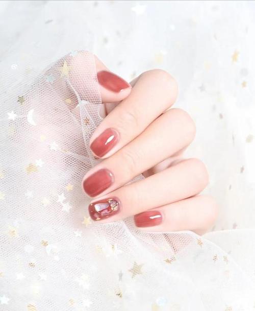 红美甲图片