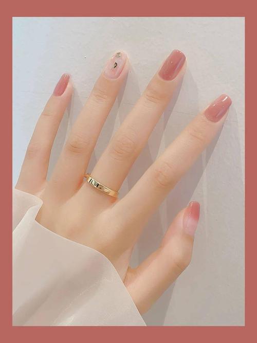 白美甲图片