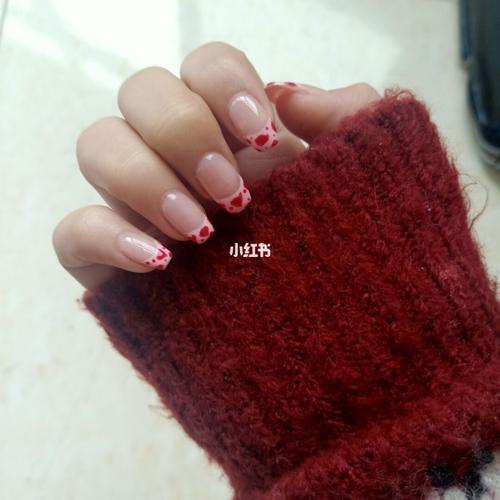 红美甲图片