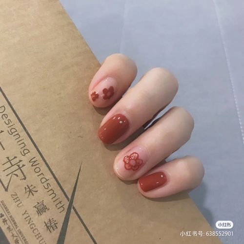 橙美甲图片