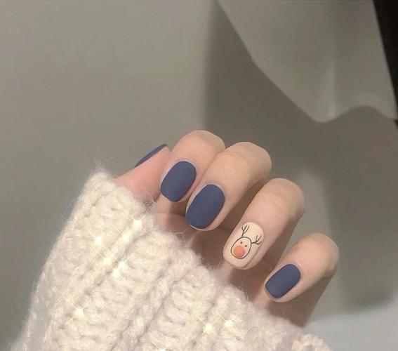 橙美甲图片