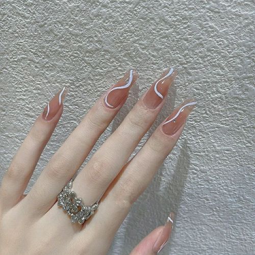 黑美甲图片