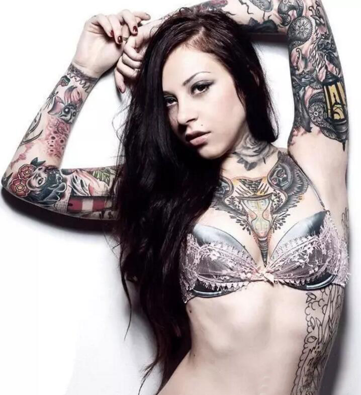 美女纹身图片
