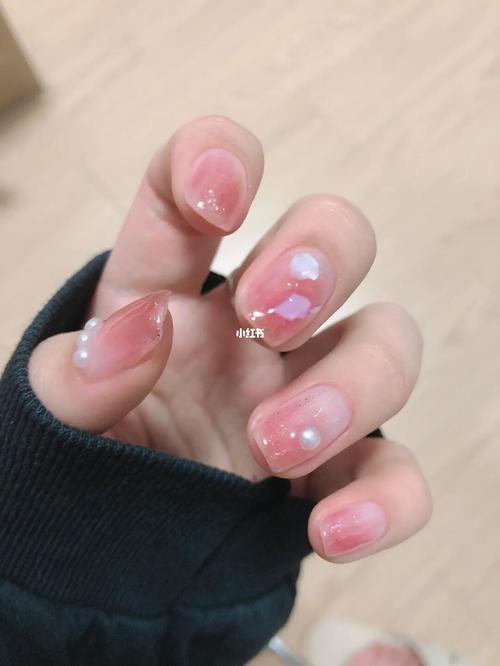 纯色美甲 纯色美甲图片显手白图片
