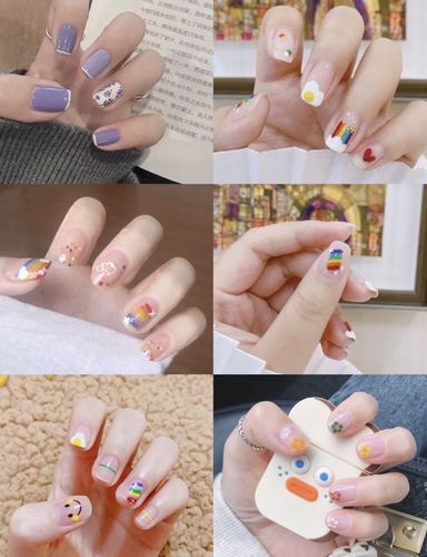 白美甲图片