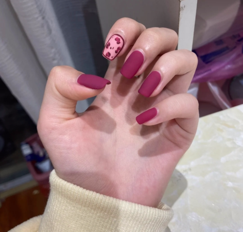 灰美甲图片