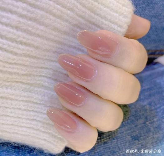 灰美甲图片