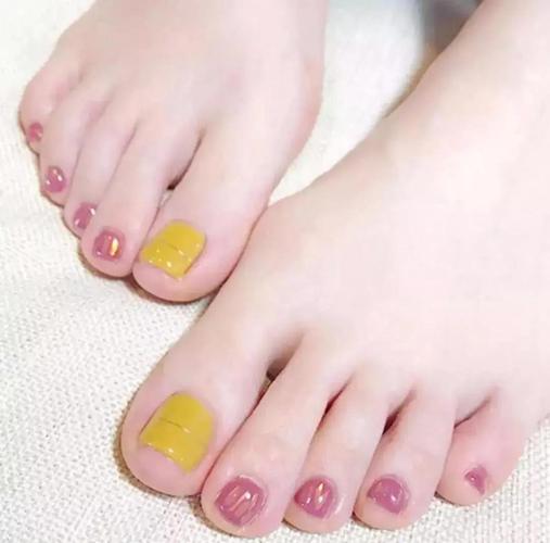 橙美甲图片