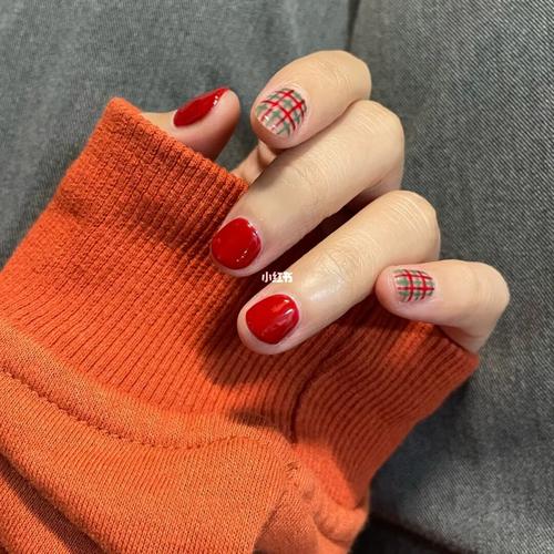 白美甲图片