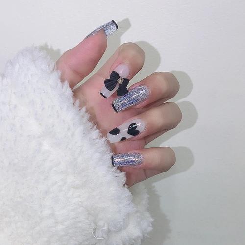 黑美甲图片