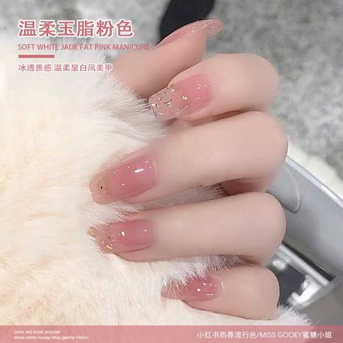 白美甲图片