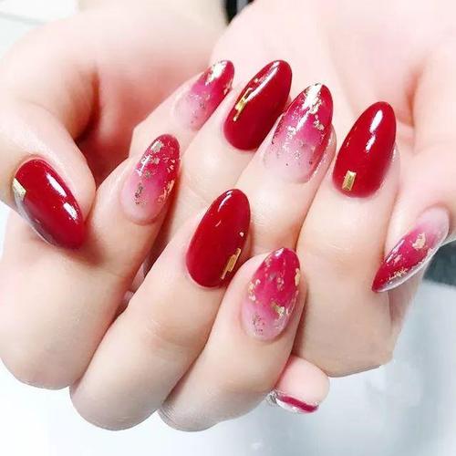 红美甲图片