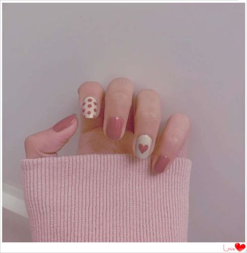 橙美甲图片