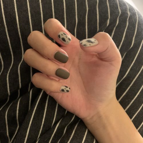 橙美甲图片