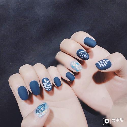 蓝色系美甲 蓝色系美甲图片