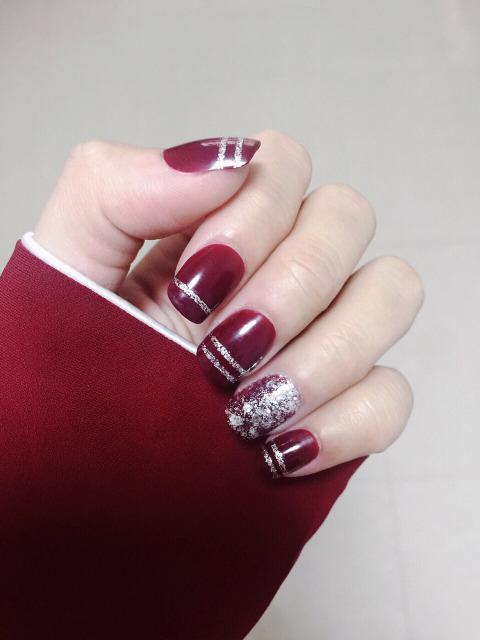 红美甲图片