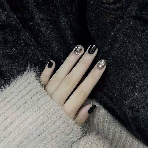 磨砂美甲 黑色磨砂美甲图片图片