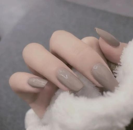白美甲图片