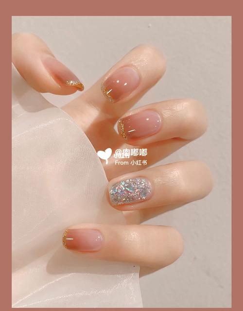 白美甲图片