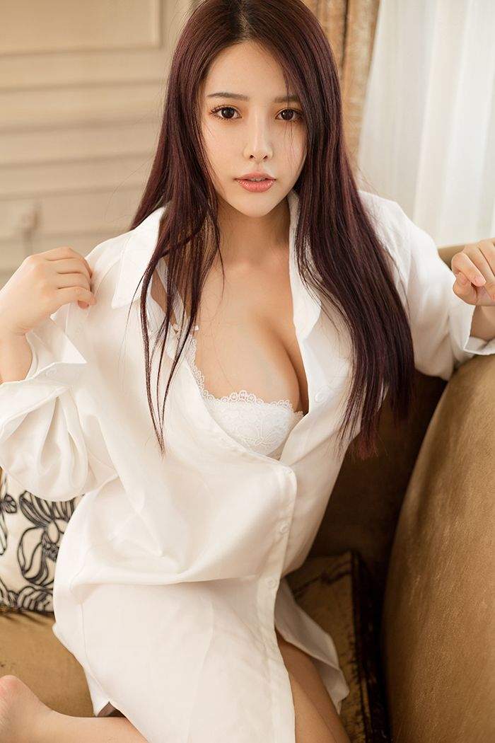 若涵图片