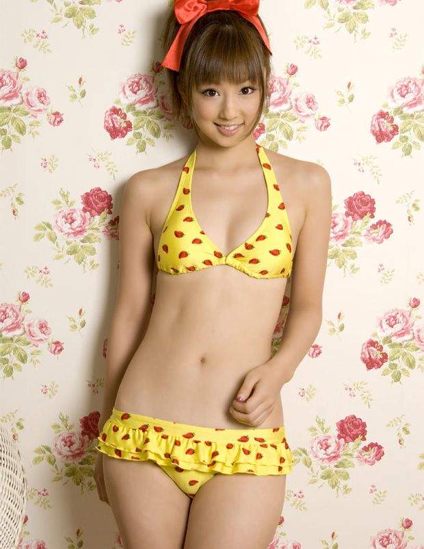 小仓优子图片