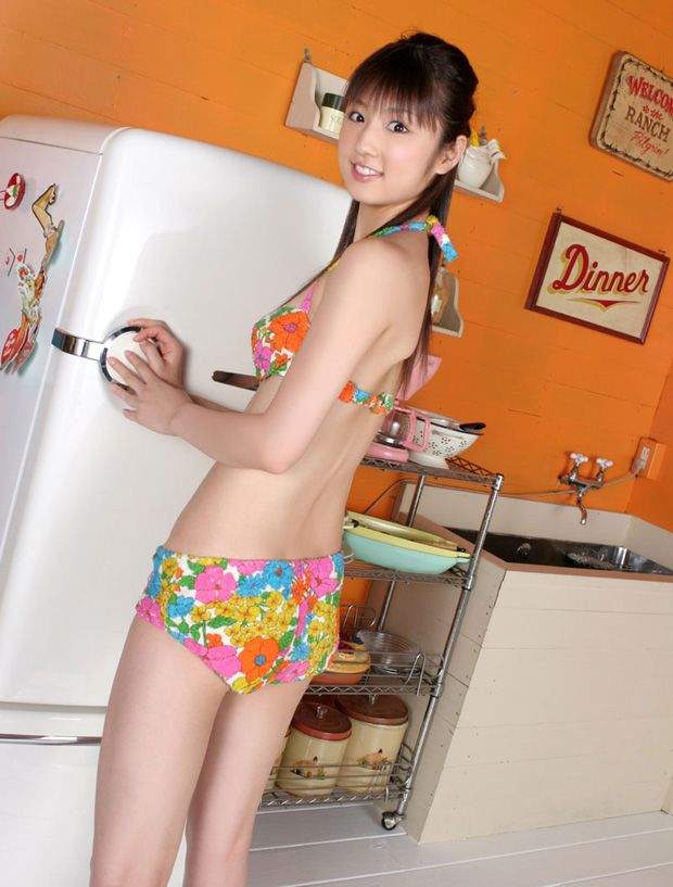 小仓优子图片