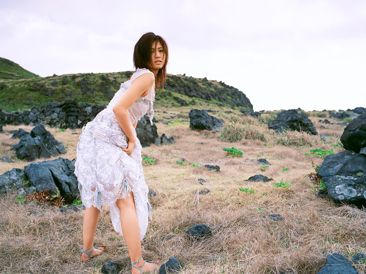 日本mm安田美沙子Misako’sBasic最新写真集图片