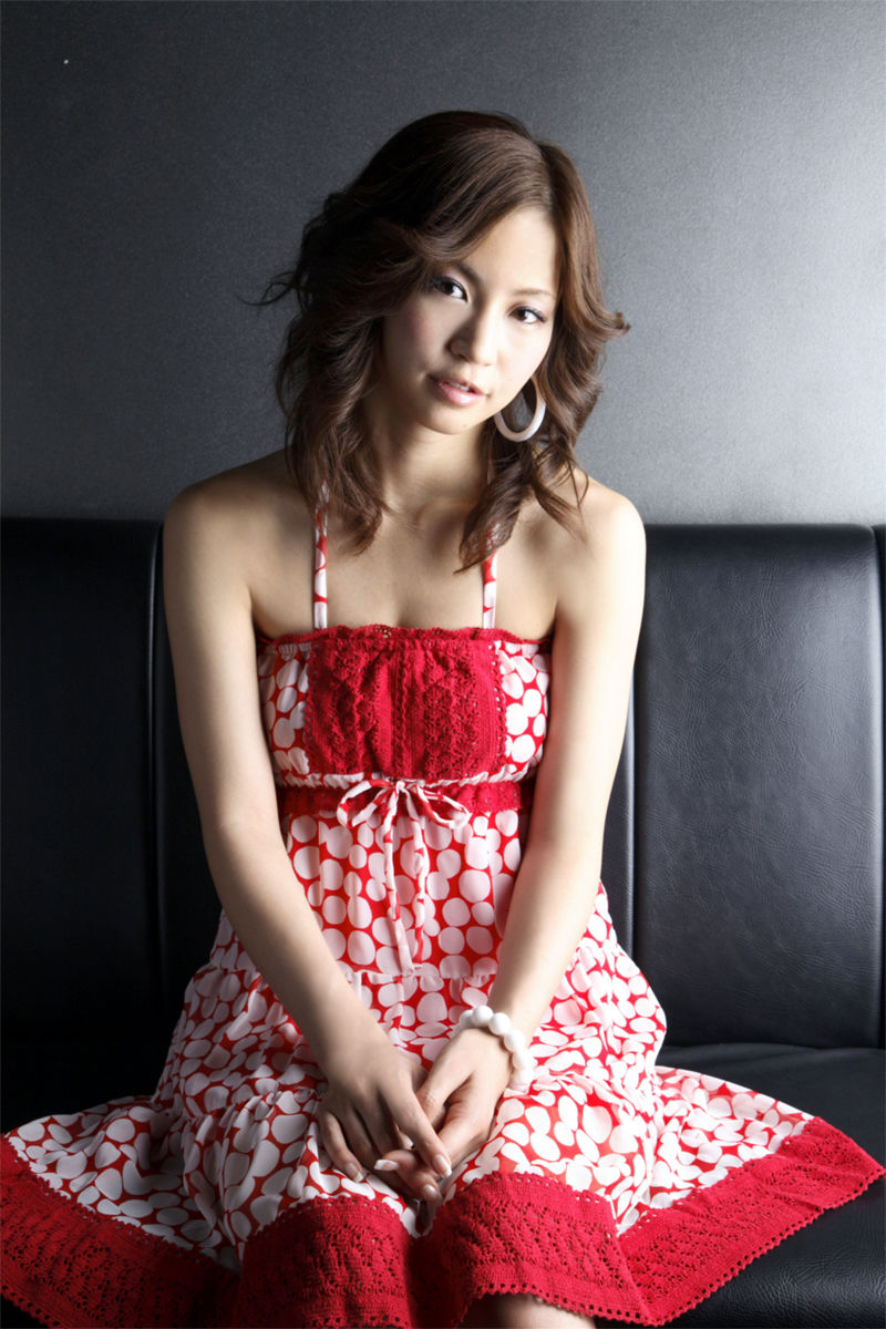 日本mm安田美沙子Misako’sBasic最新写真集图片