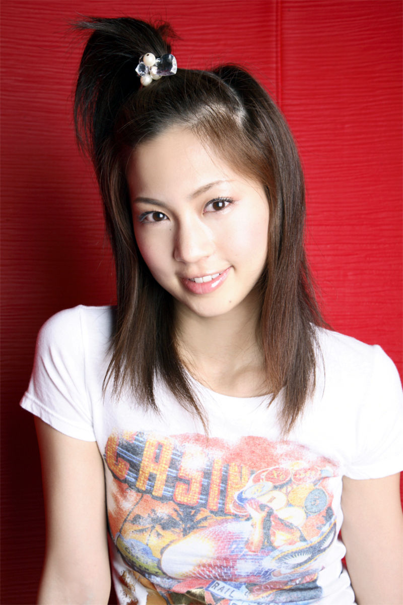 日本mm安田美沙子Misako’sBasic最新写真集图片