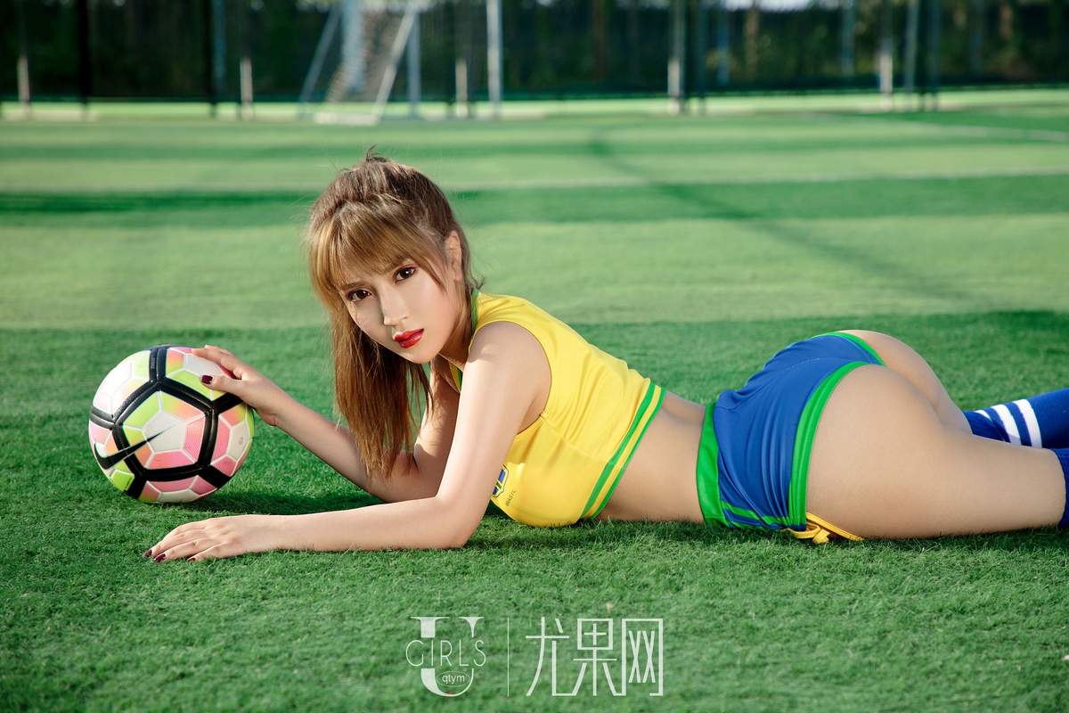 陈亦菲图片