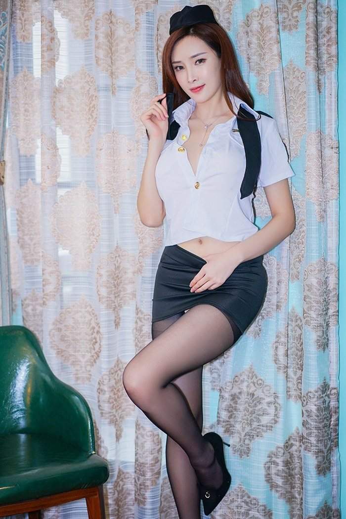 周妍希图片