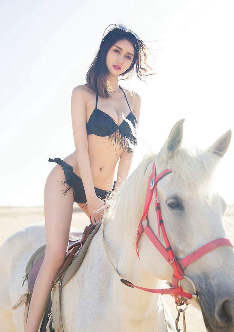 田梓茵图片