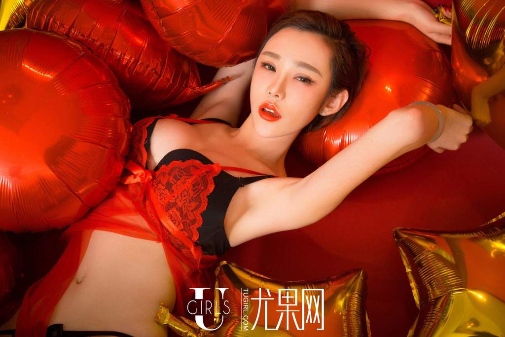 颜爱泽图片