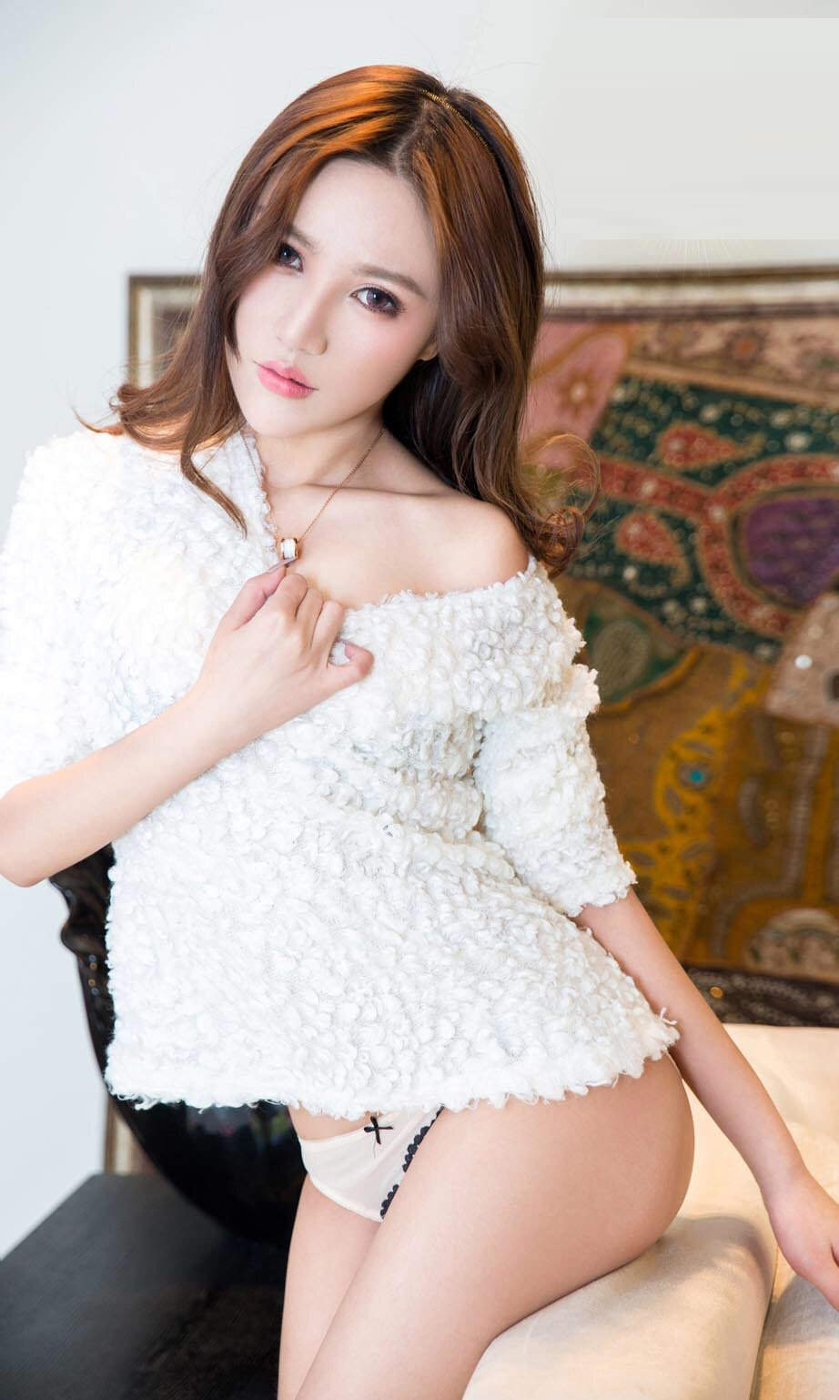 李娅萦图片